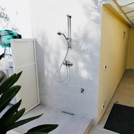 Con Giardino In Tre Ponti *
